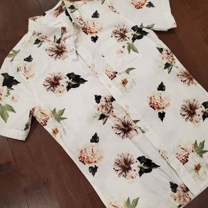 On the byas Pac Sun button down mens